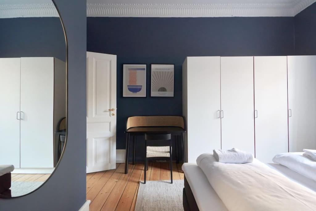 Moderen And Sleek 3Br With Bath By The Lakes And Metro コペンハーゲン エクステリア 写真